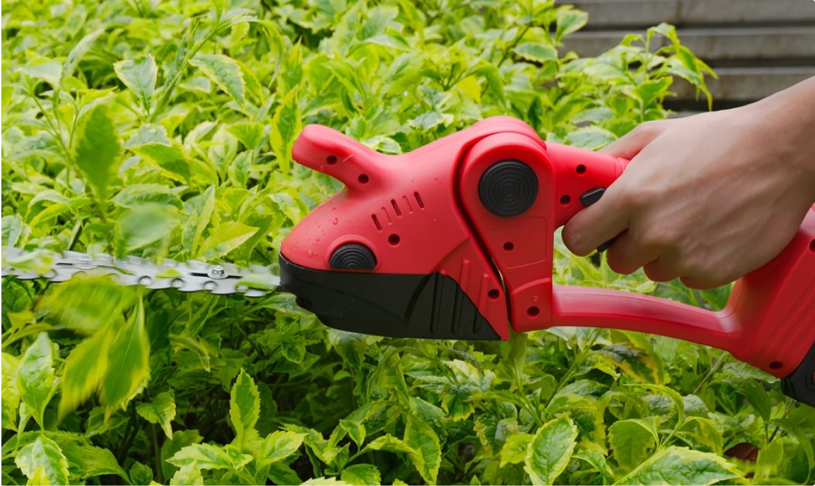 Cordless trimming freedom